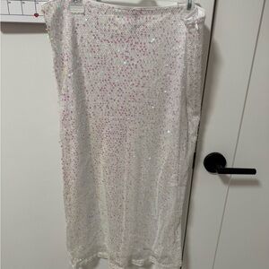 H&M White Sequin Pencil Skirt